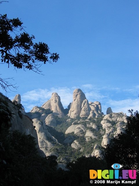 21035 Montserrat